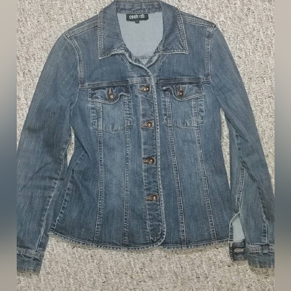 Contrast denim jacket - Picture 6 of 7
